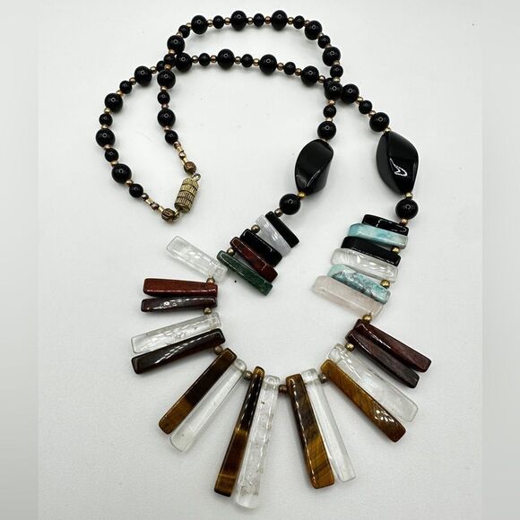 20" VTG multi-gemstone bib-style with brass/antiqued gold tone beads necklace! - Picture 3 of 12